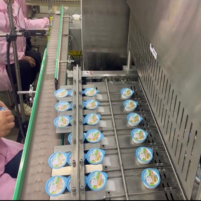 Macchina di sigillamento per il riempimento di cibo per gatti in scatola bagnato